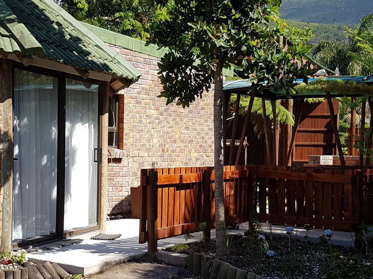 Mountain Breeze Log Cabins Stormsrivier Exterior foto